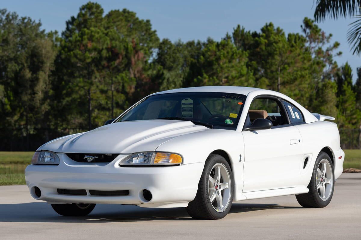 Ford Mustang SVT Cobra