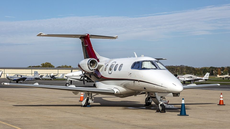 Embraer Phenom 100EX
