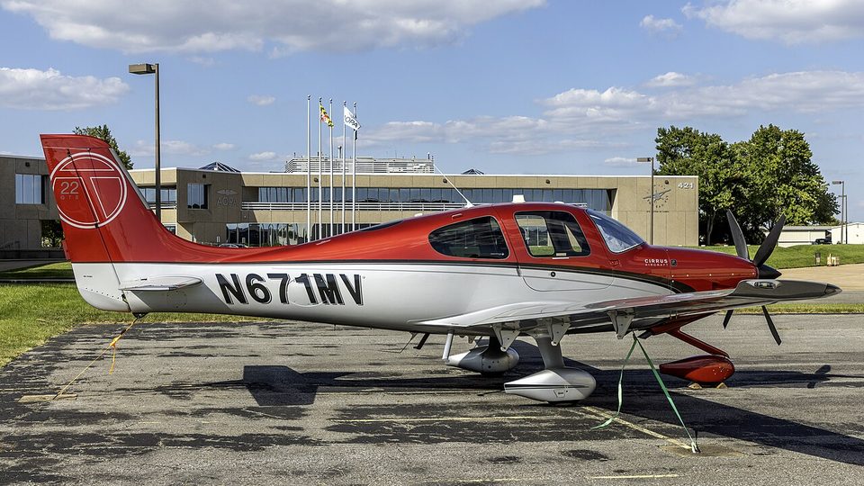 Cirrus SR22T G7